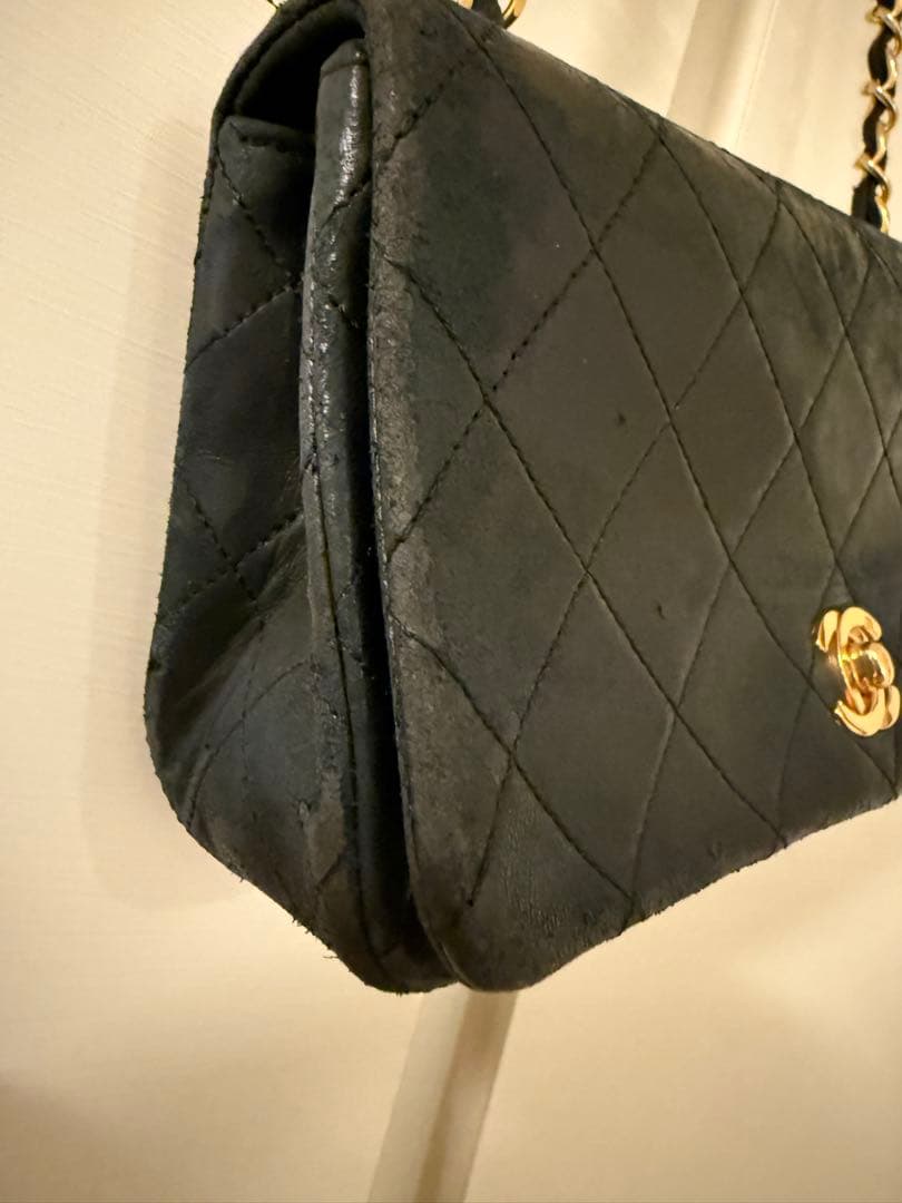 CHANEL ミニマトラッセ　ラムスキン フルフラップ　ショルダーバッグ　黒