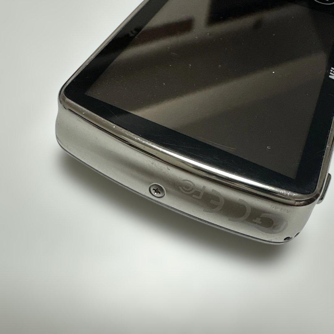 美品　Nikon COOLPIX S01 ミラーシルバー