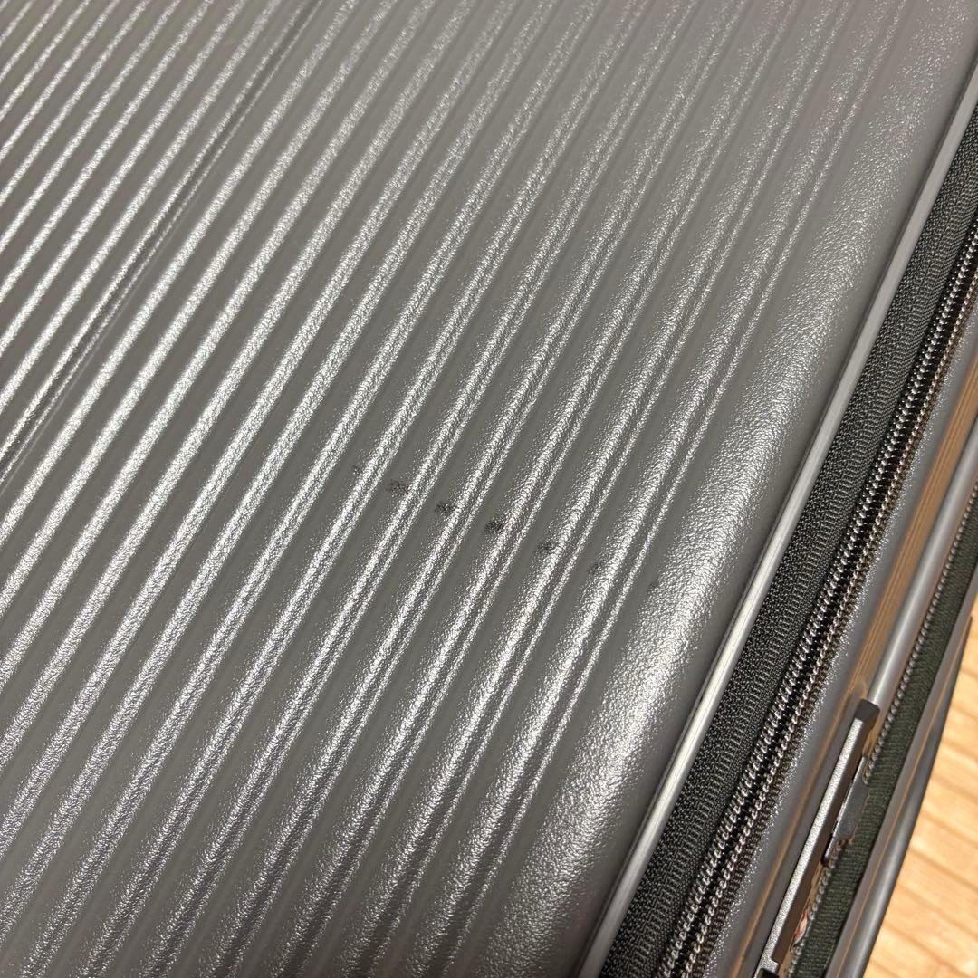 イノベータースーツケース　92L 購入時付属品あり