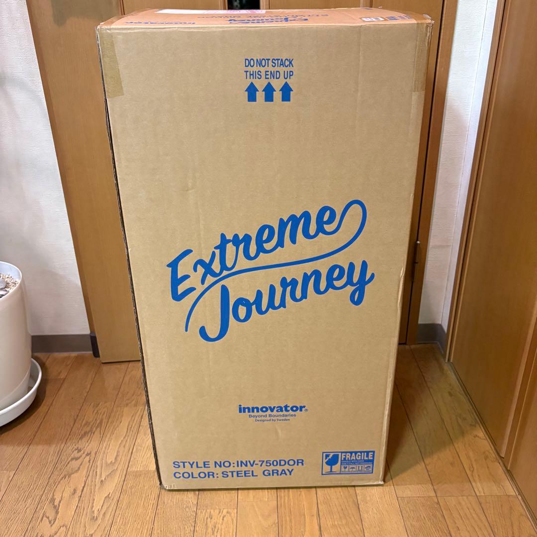 イノベータースーツケース　92L 購入時付属品あり