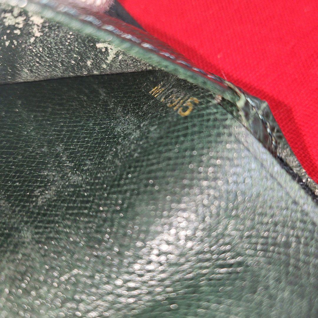 【希少】ルイヴィトン タイガ エピセア 二つ折り財布 パスポートケース グリーン