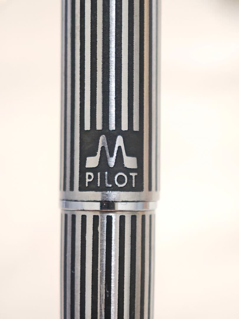 Pilot　ミューストライプ　万年筆　ジャンク　廃盤　パイロット