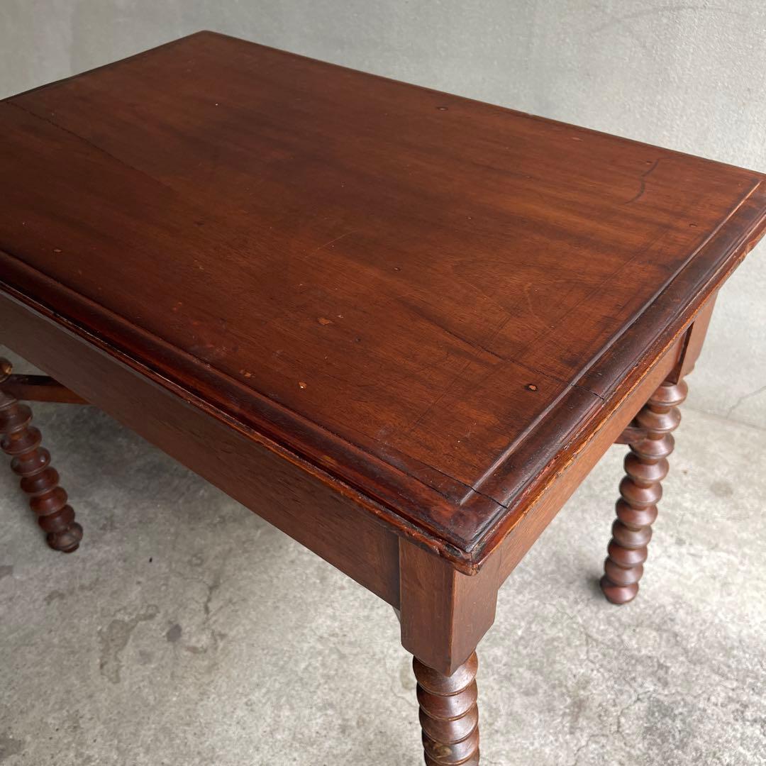 英国アンティーク　ナイトテーブル