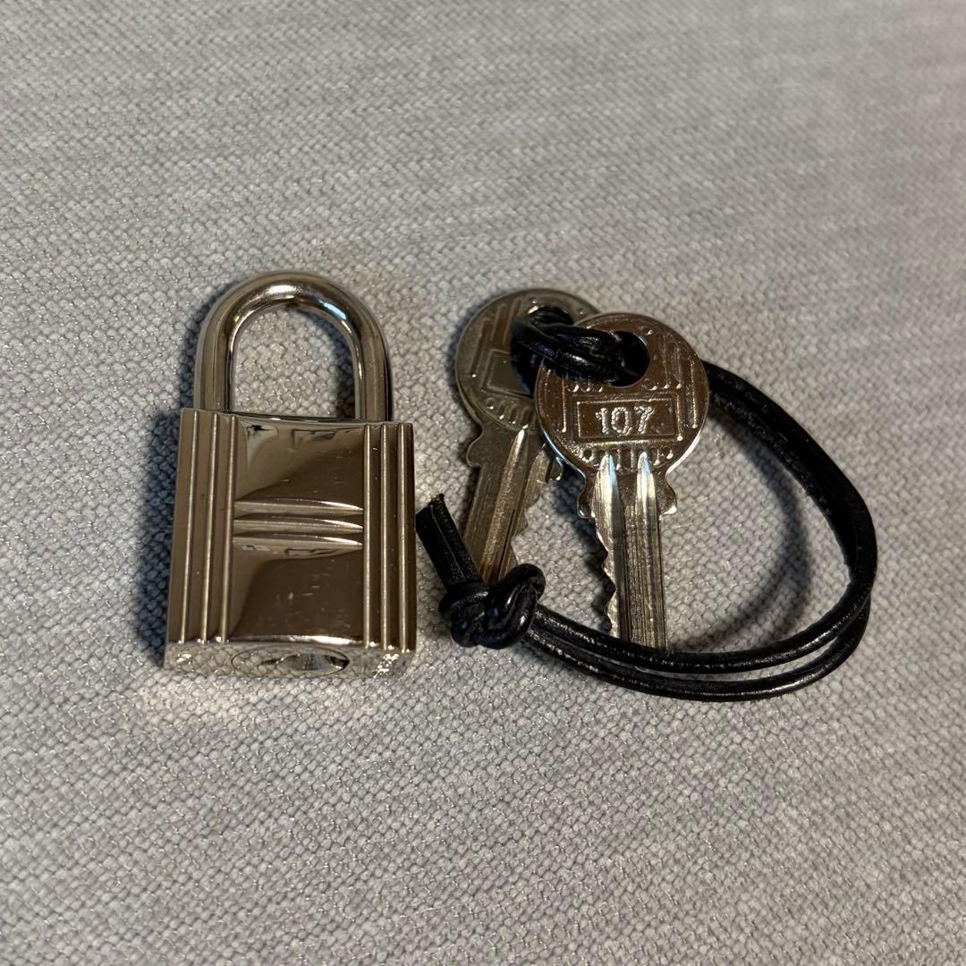 みいみこゆ HERMES カデナ