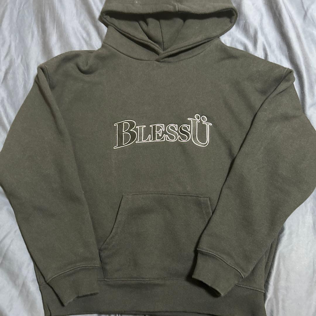 BlessUパーカー