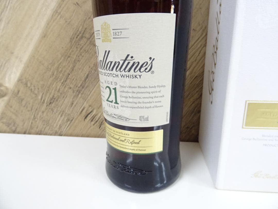 ヒ*ス様 広003 バランタイン 21年 ウイスキー 700ml 40％