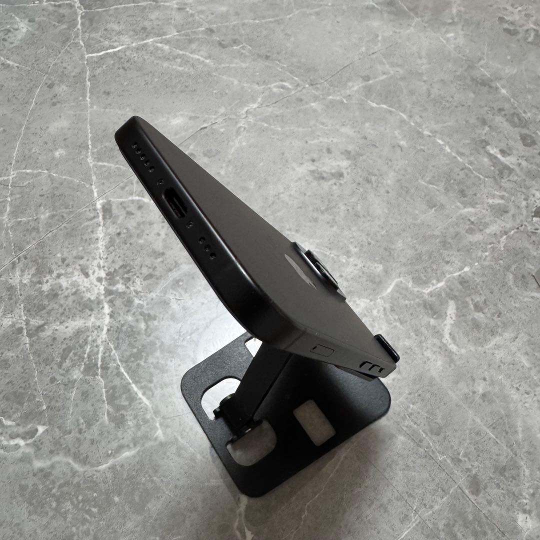 Apple iPhone 15 ブラック 本体