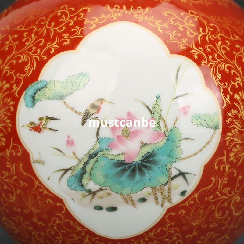 清雍正黄地琺瑯彩開窓花卉賞瓶 景徳鎮 陶磁器 装飾品 現代工芸品 美術品 置物