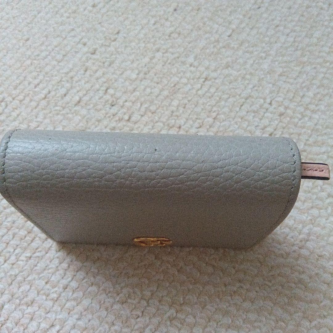 Gucci 二つ折り財布 グレー