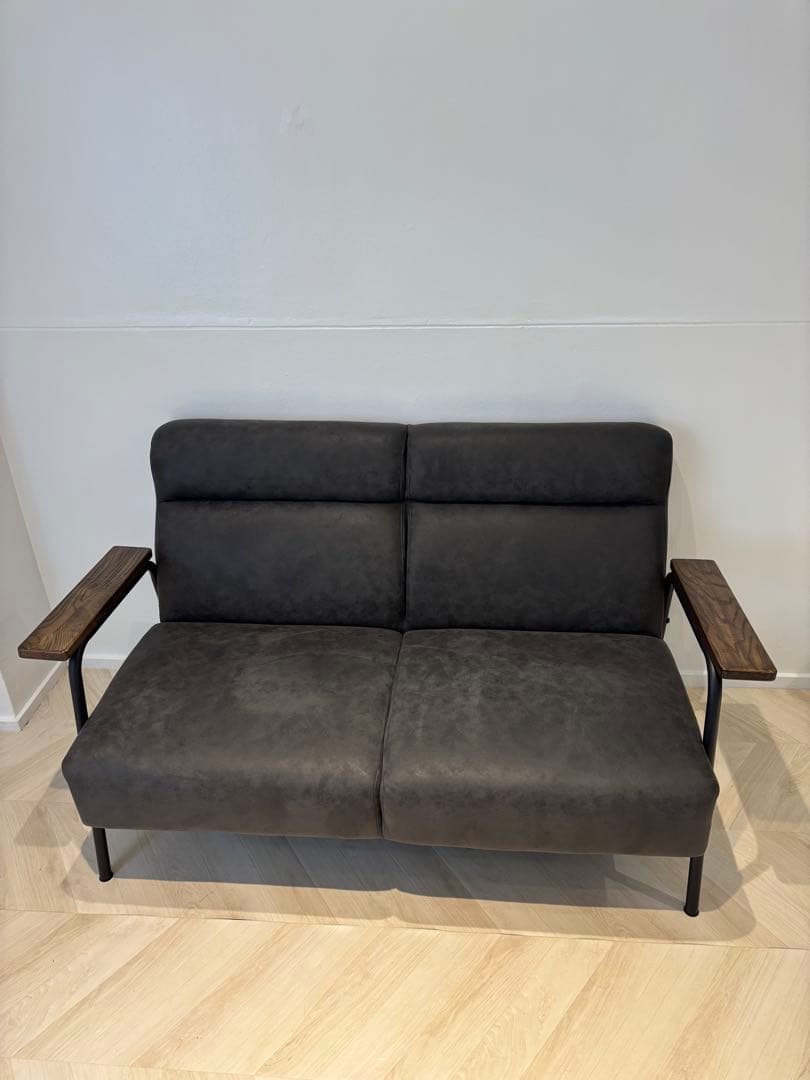 ダークグレー 合成皮革 ソファ
