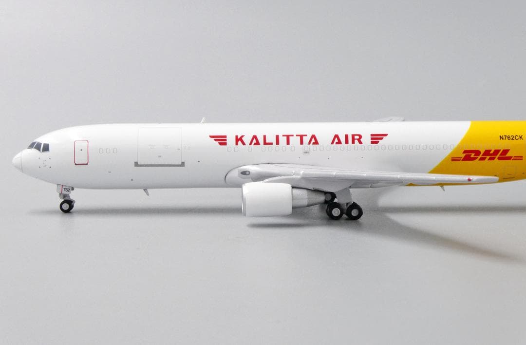 カリッタエア 767-300BCF N762CK 1/400