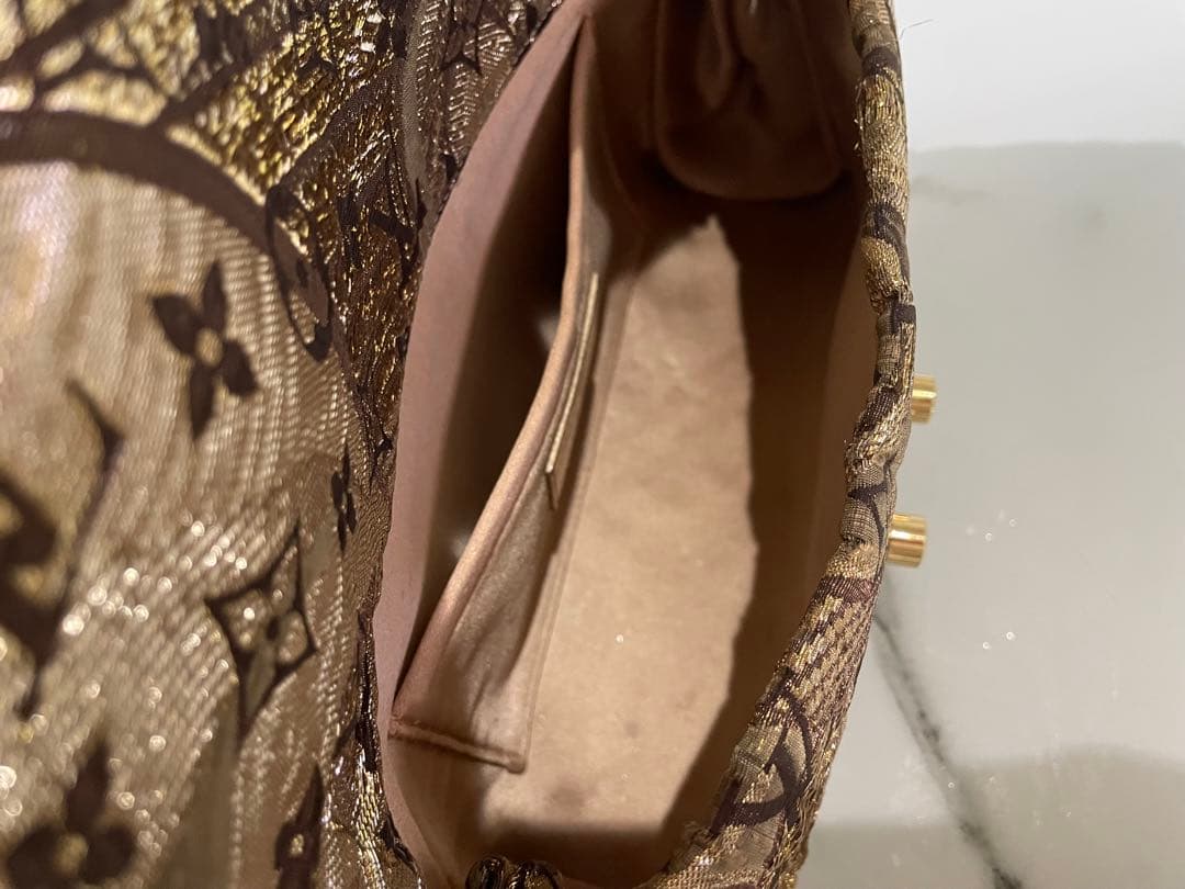 ほ*し様 ルイヴィトン　コレクションシリーズ　モノグラム ハンドバッグ　本物