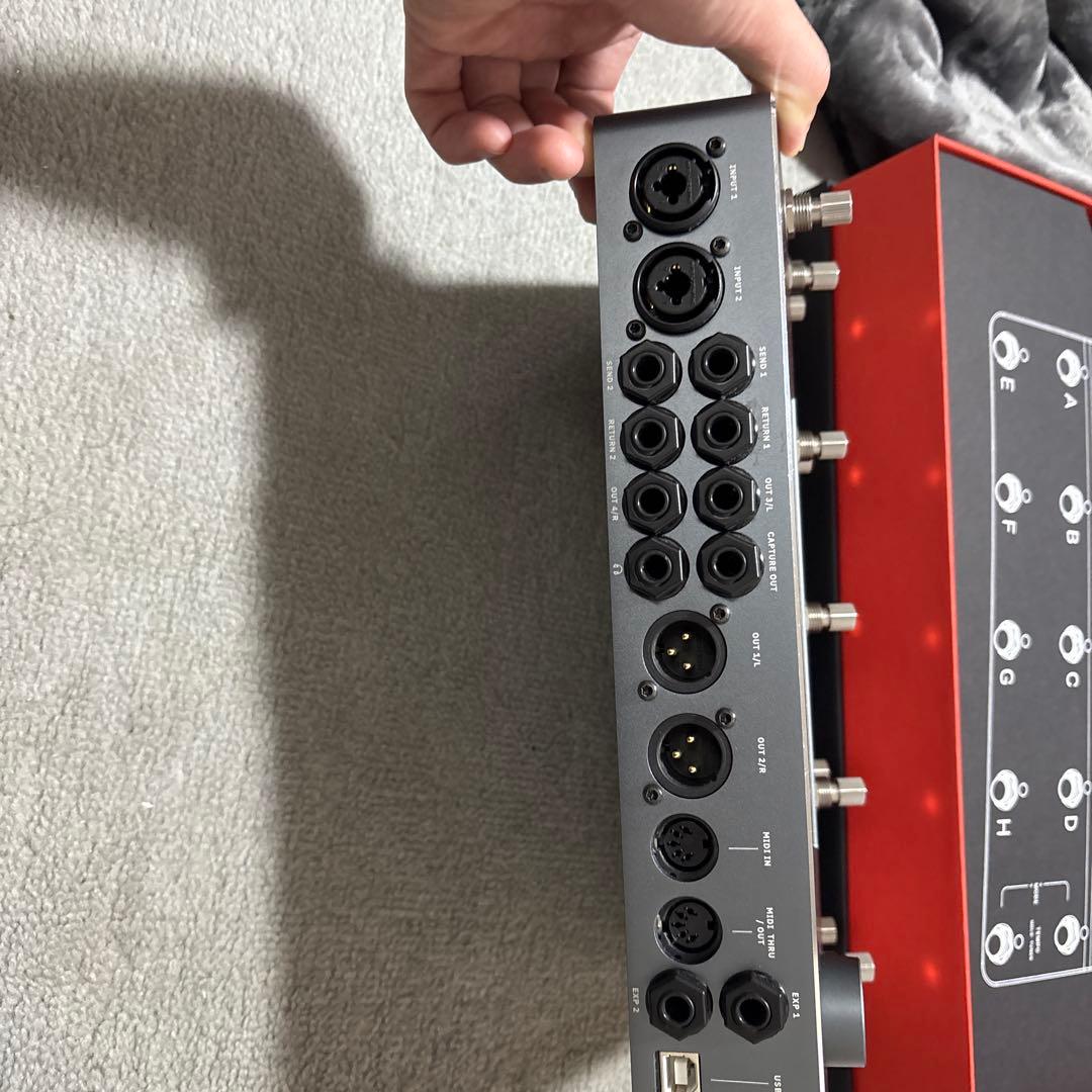 ギター QUAD CORTEX