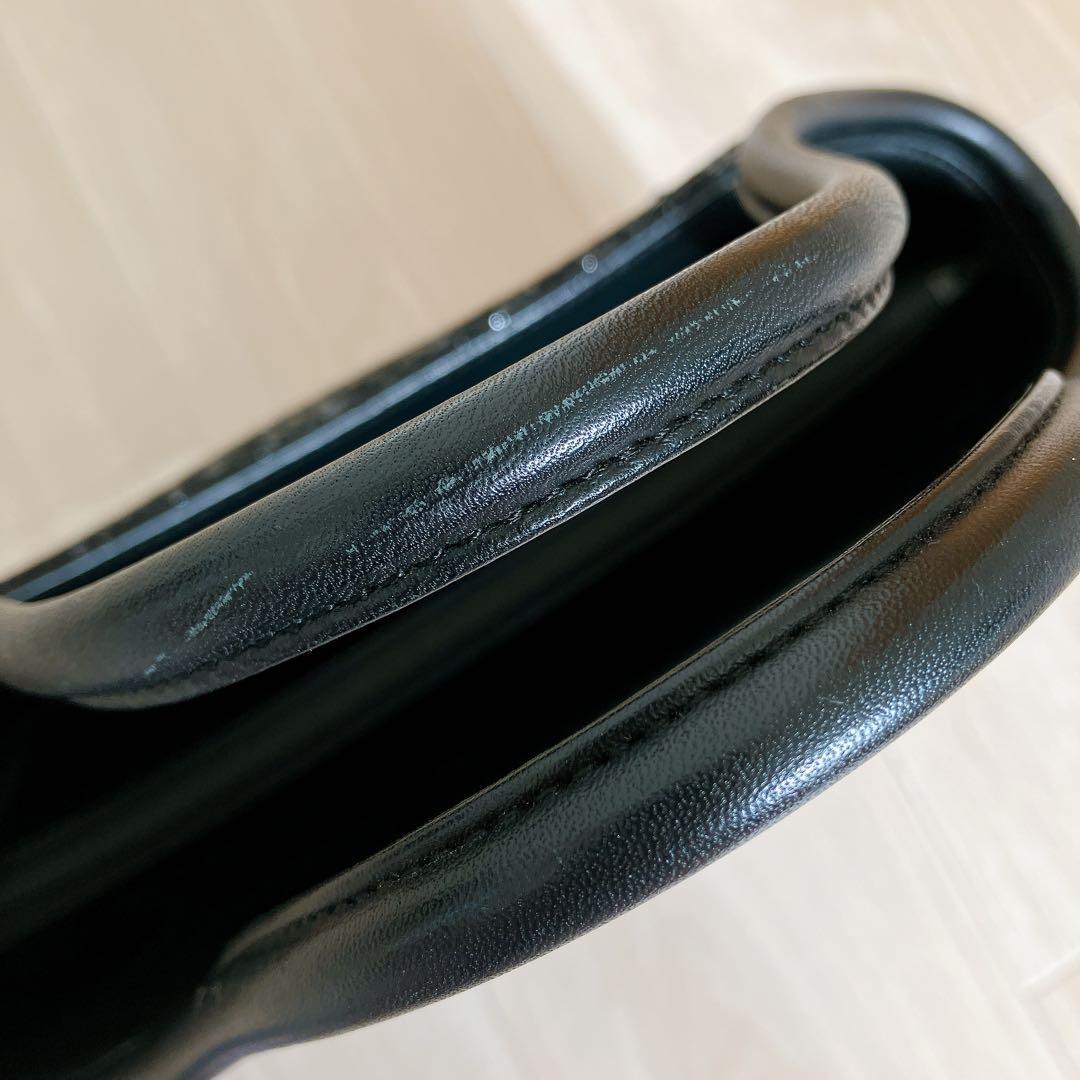 印傳屋 ハンドバッグ 黒漆 レザー 鹿革 花唐草 模様 和装 着物 甲州印伝