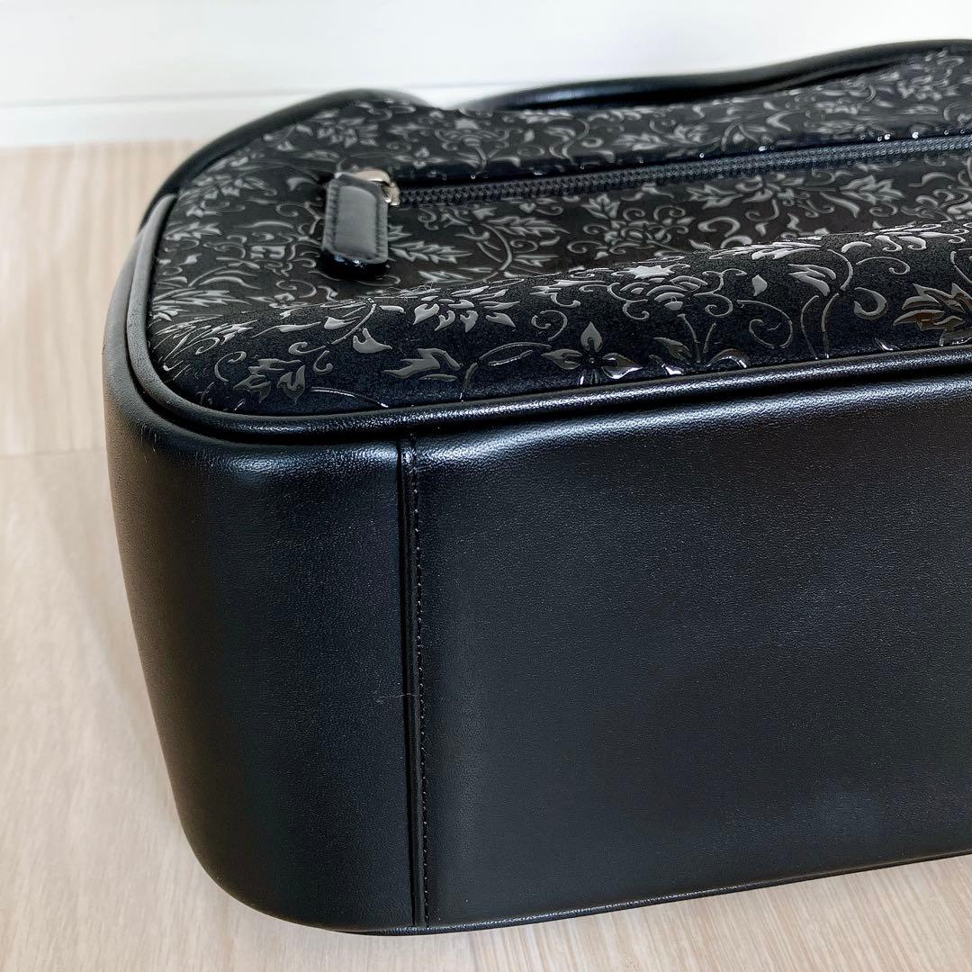 印傳屋 ハンドバッグ 黒漆 レザー 鹿革 花唐草 模様 和装 着物 甲州印伝