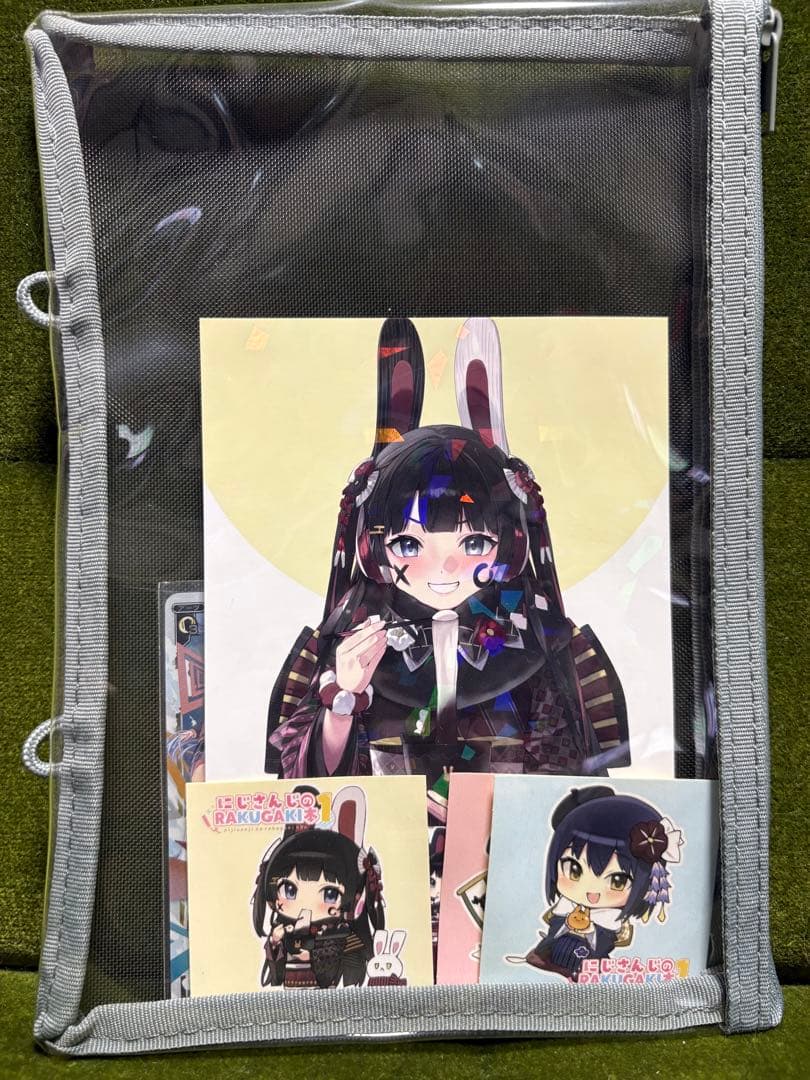 月ノ美兎 グッズ まとめ (無印 コレクションケース付き)