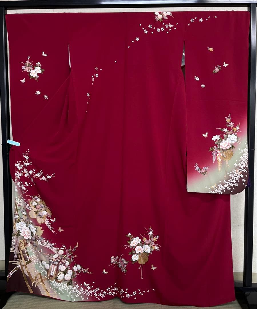 値下げ★ 中古　振袖　仕立て上がり　赤　えんじ色　NO.B12