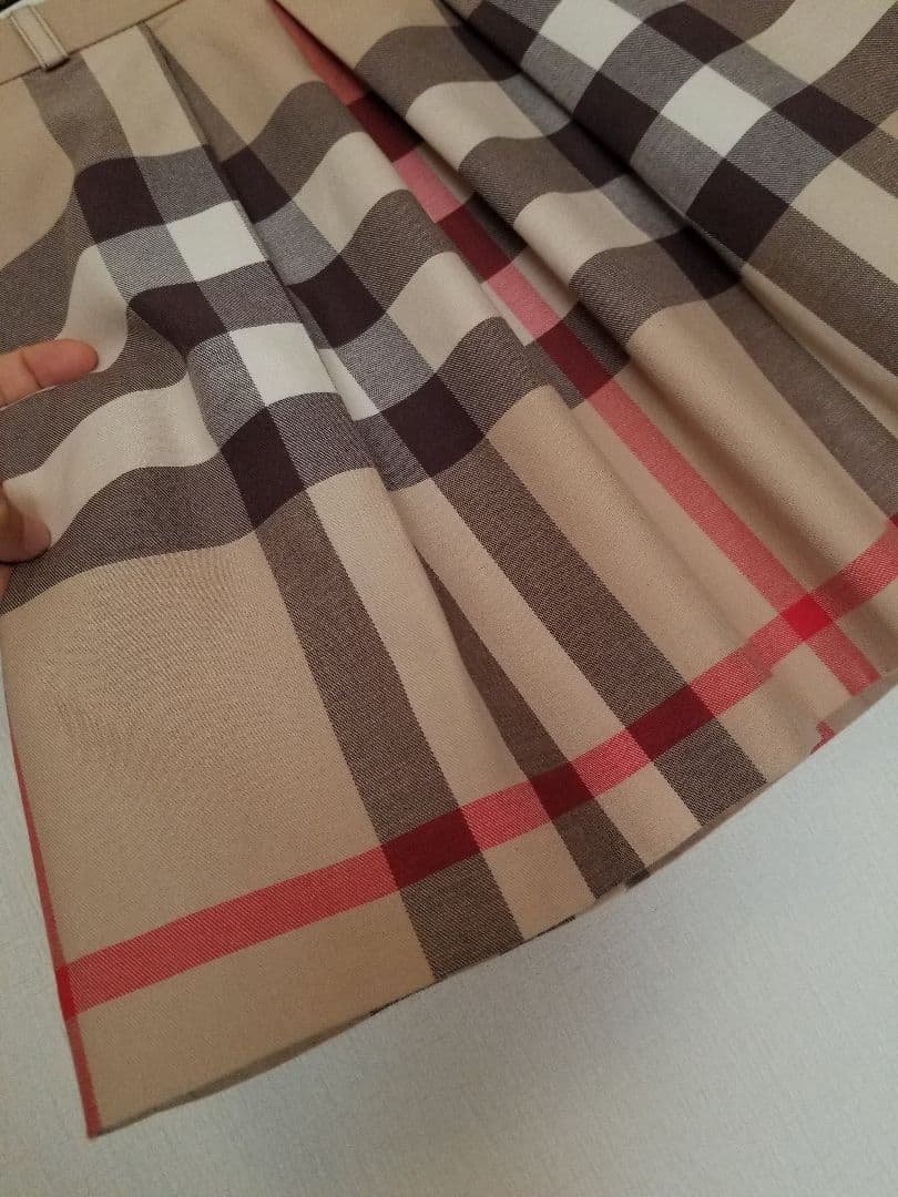 バーバリーキッズスカート 美品 ベージュ ノバチェック150 160
