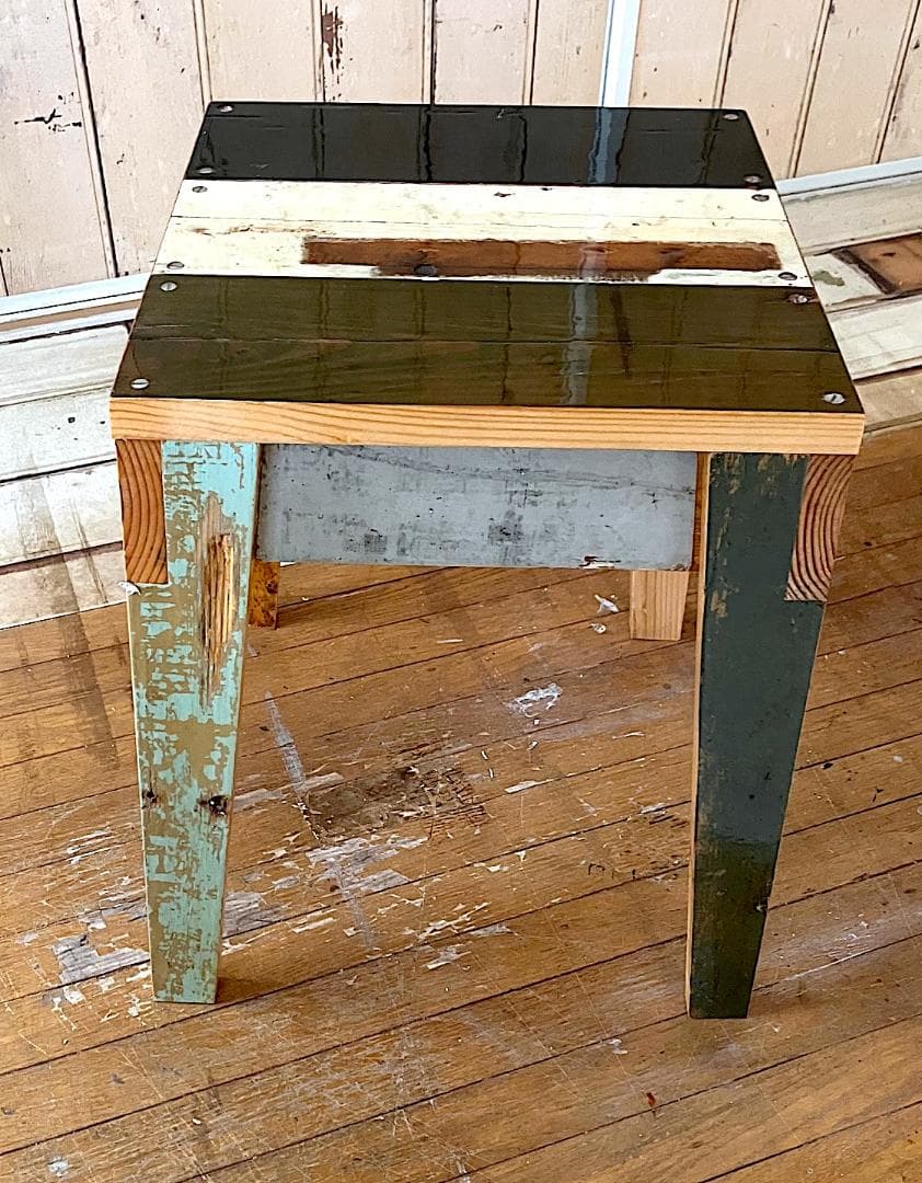 椅子(チェア)・スツール PIET HEIN EEK SCRAPWOOD STOOL HIGH GLOSS