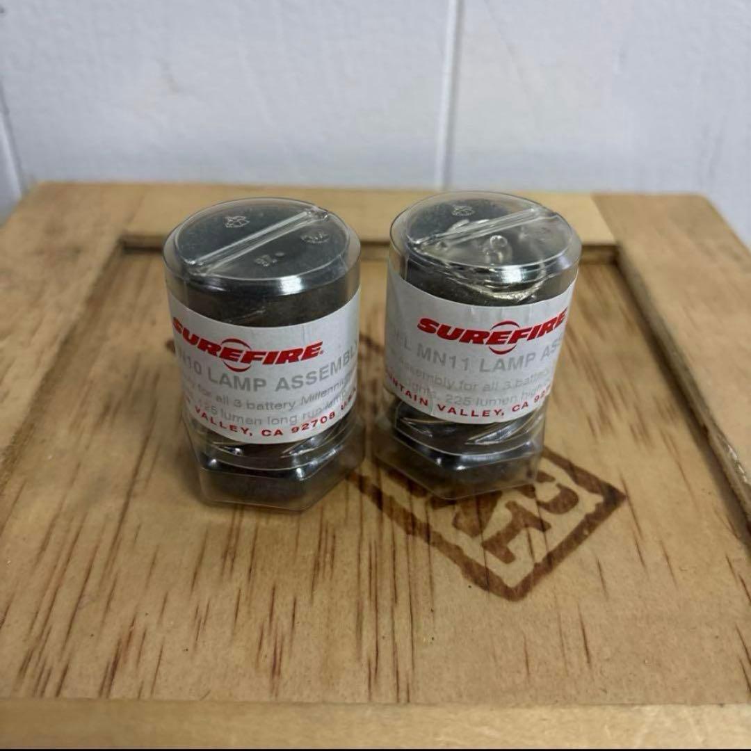 米軍実物　SUREFIRE M962 WEAPON LIGHT SYSTEM