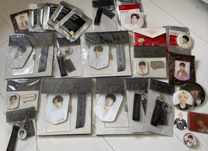 bts 公式　グッズ　うちわ