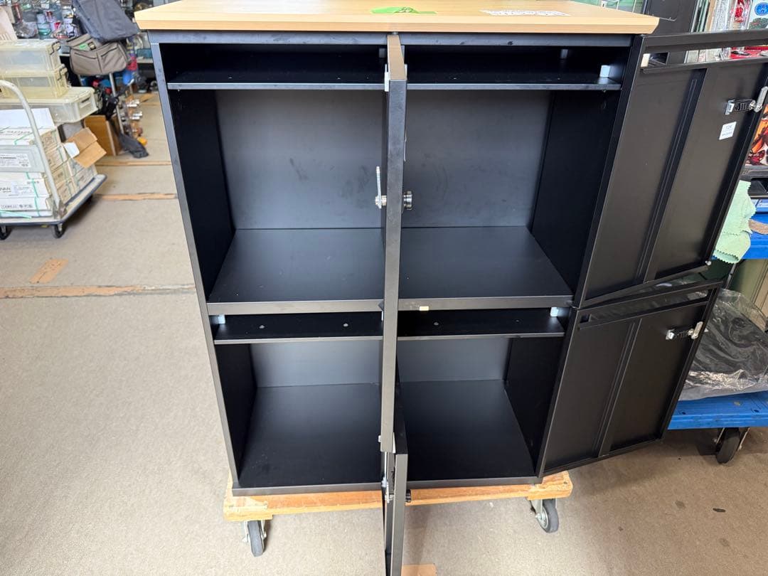 4人用パーソナルロッカー　マスターキー付き