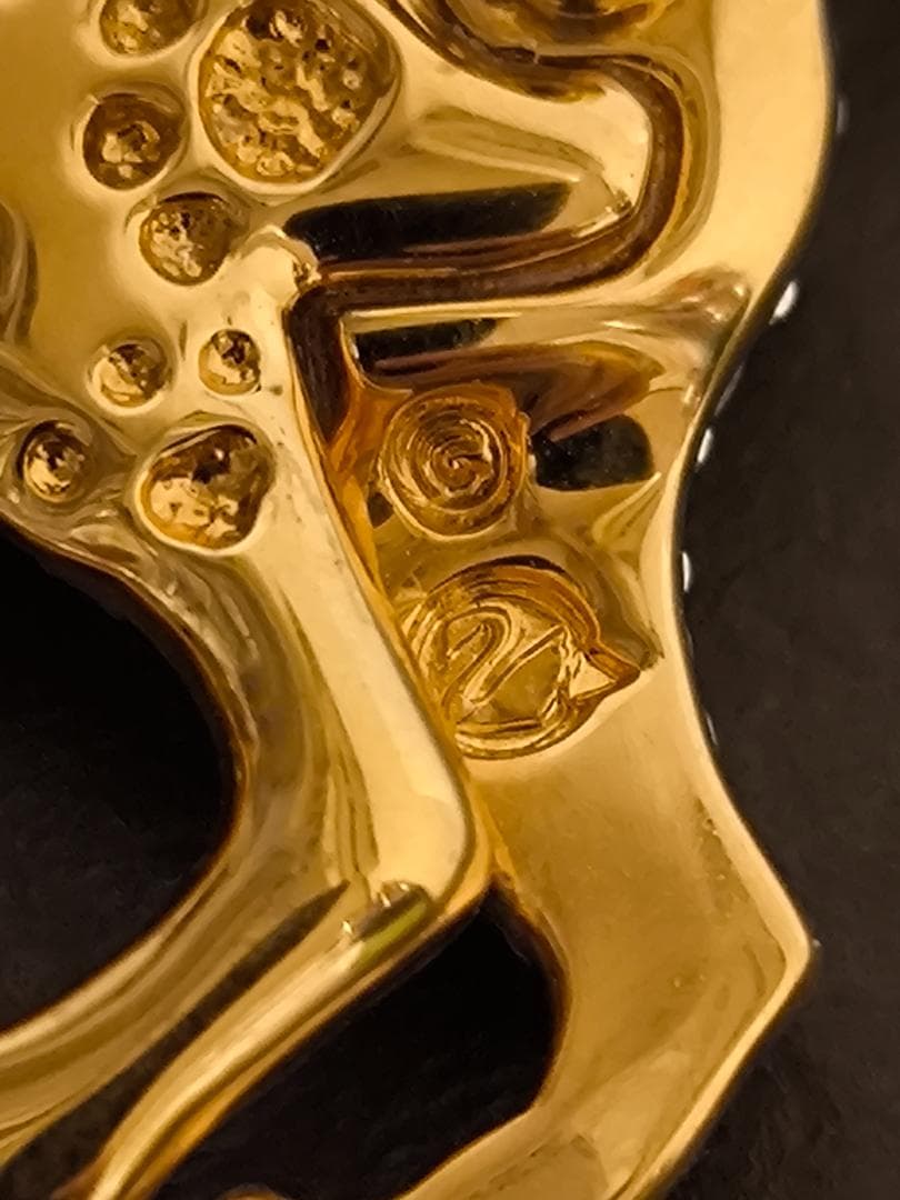 SWAROVSKI スワロフスキー ブローチ クリアストーン 猫 ねこ ネコ