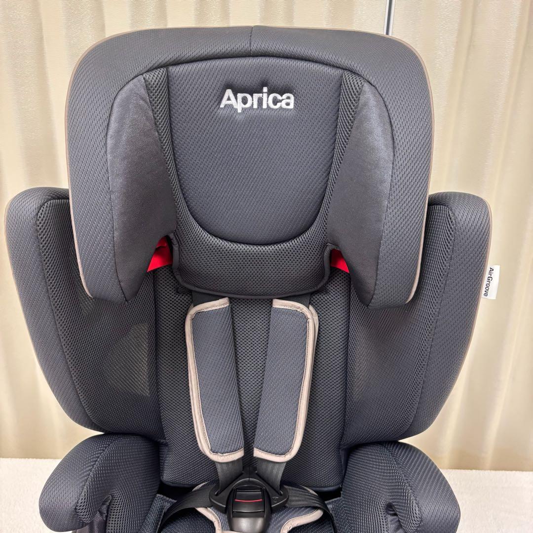 クリーニング済　☆美品☆　1〜11才まで　アップリカ　エアグルーヴ　人気のグレー