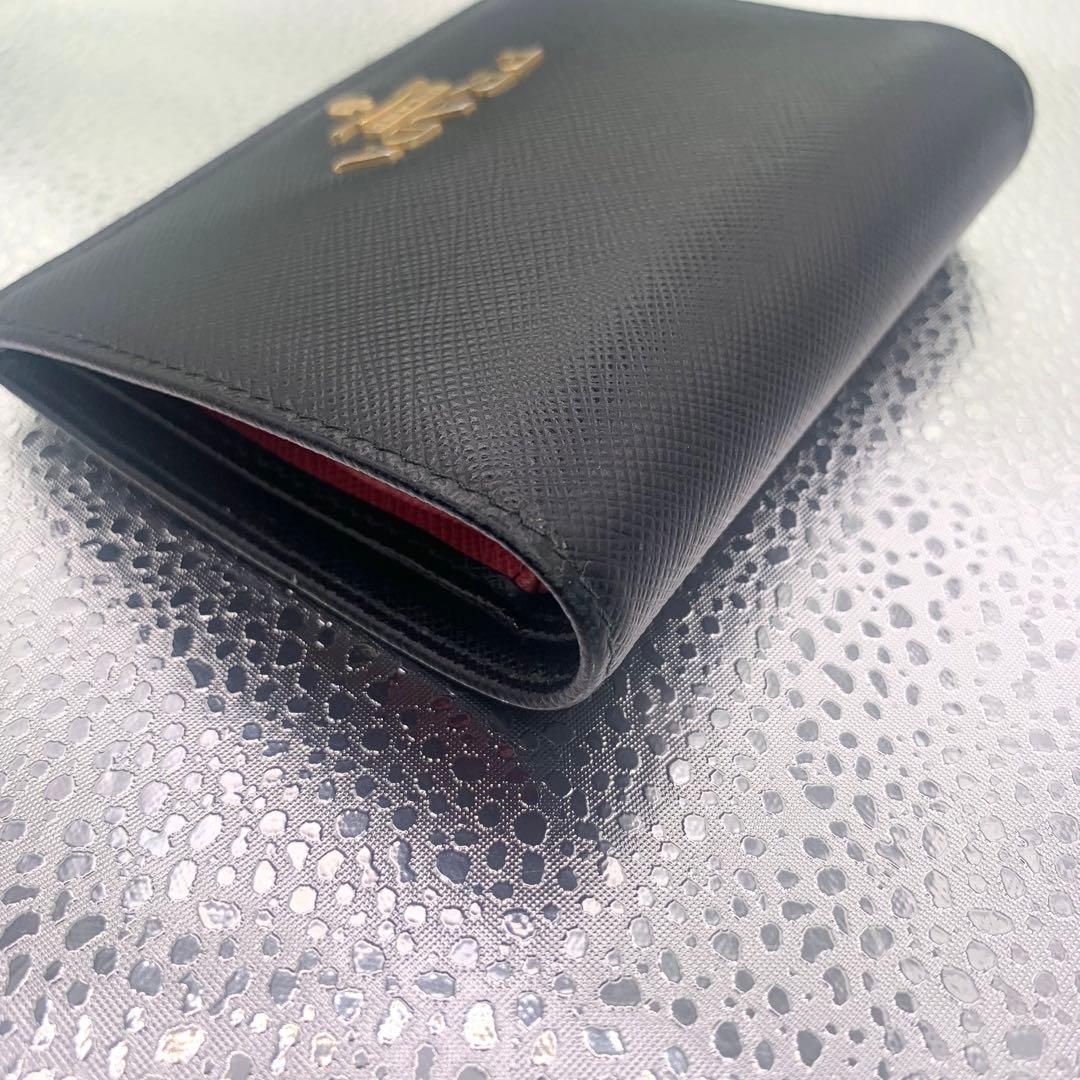 極美品！PRADA プラダ サフィアーノ 二つ折り財布 箱、ギャランティ有