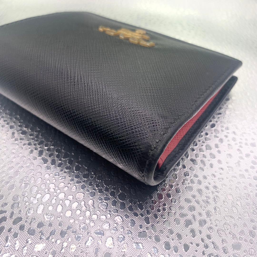 極美品！PRADA プラダ サフィアーノ 二つ折り財布 箱、ギャランティ有