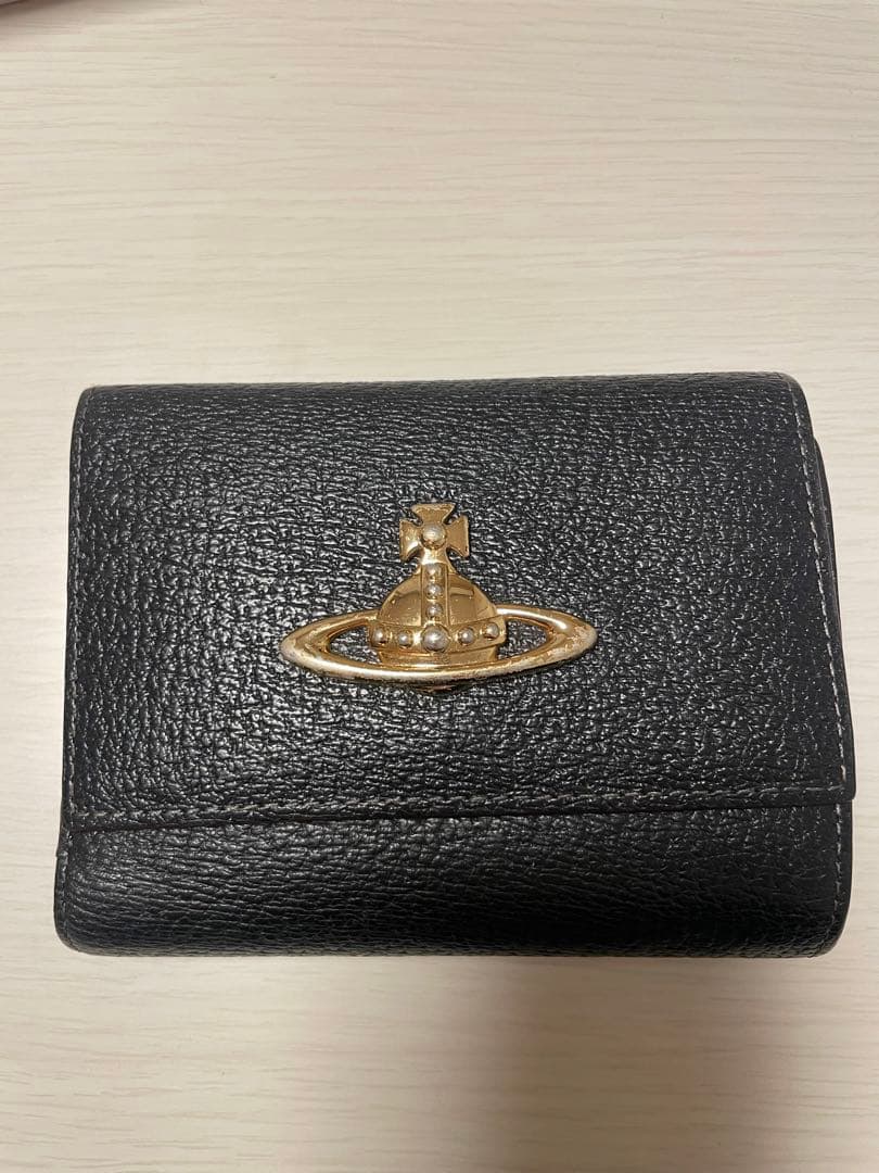 Vivienne Westwood ブラック三つ折り財布