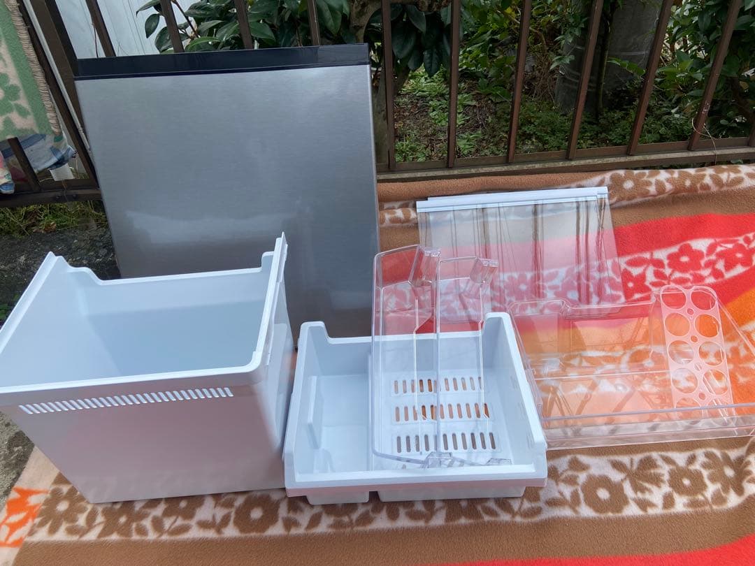 A823 AQUA 2021年製 126L 冷蔵庫 シルバー