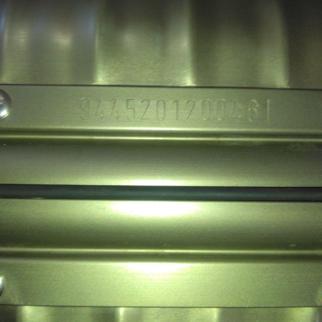 【良品・廃盤】RIMOWA リモワTOPAS トパーズ　チタニウム　32L 2輪