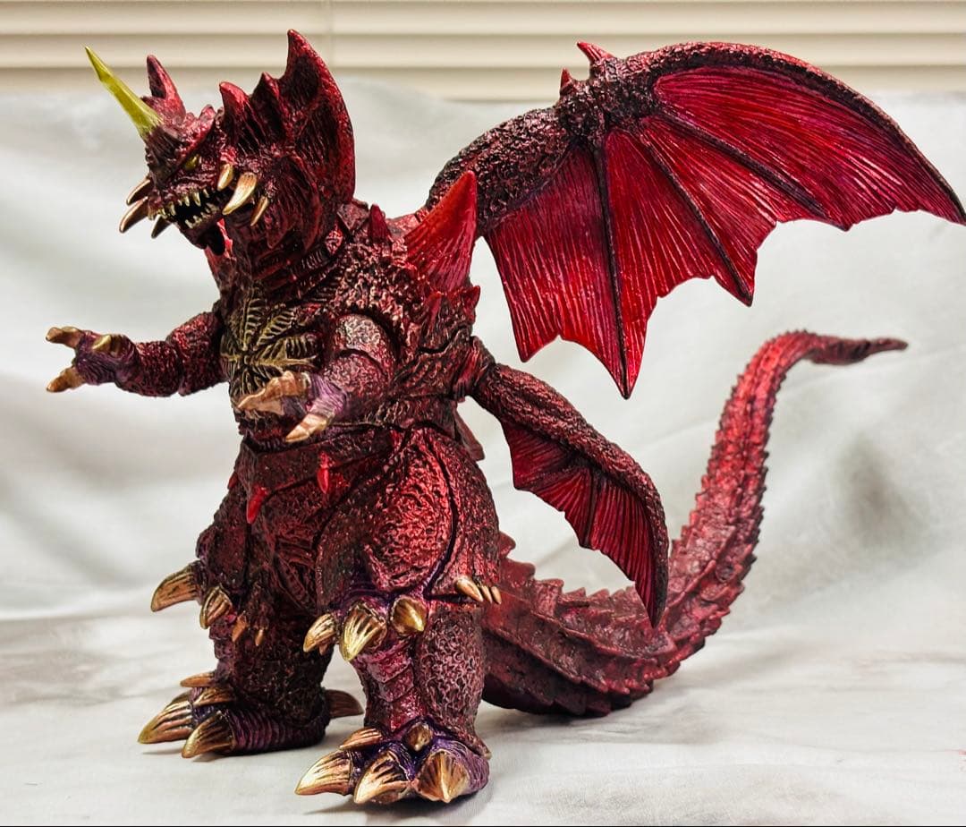 ゴジラ怪獣　デストロイア　フィギュア