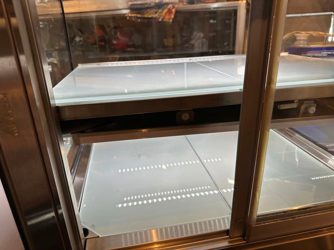 大和冷機 業務用 小型 対面 冷蔵 ショーケース 100V 700×500 後扉