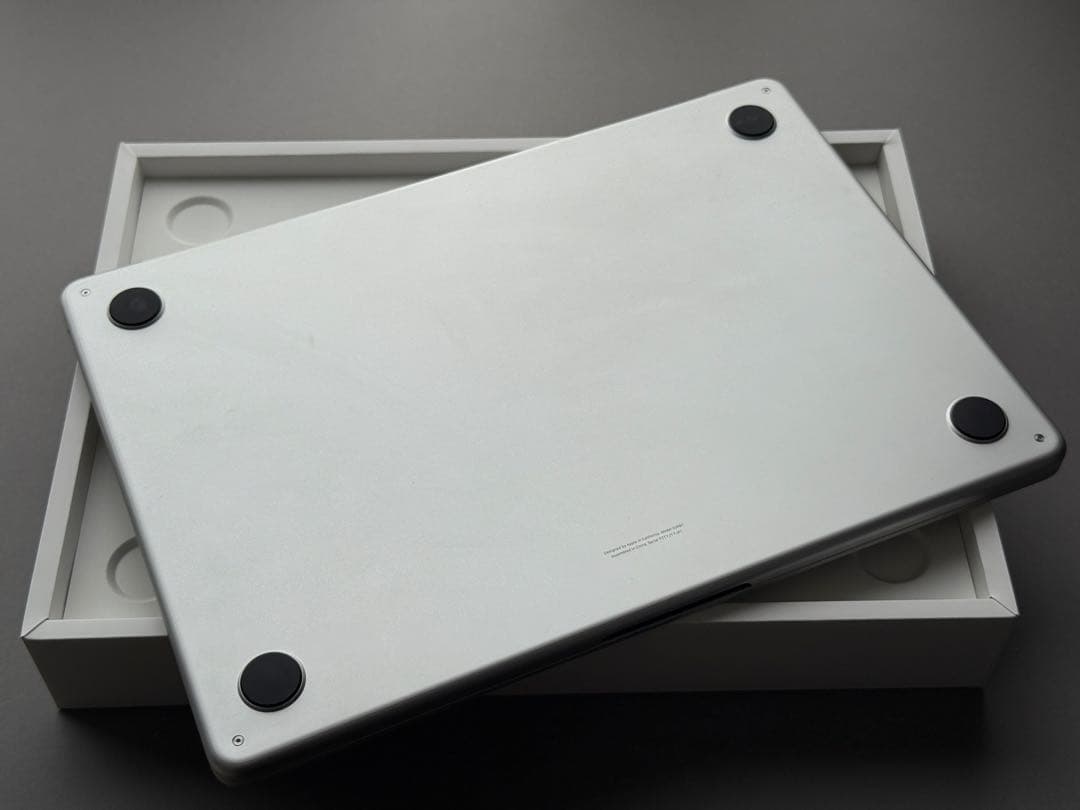 【格安】16GBメモリ 512GB MacbookAir M2 2022 本体