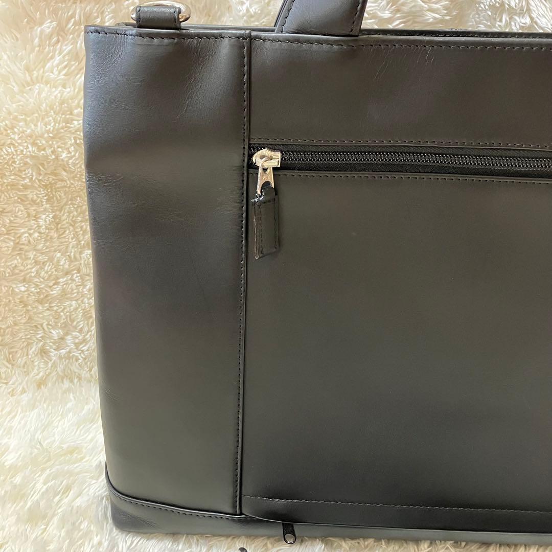 【美品】TRION ブリーフケース 2way ビジネスバッグ　キャリーオン3室