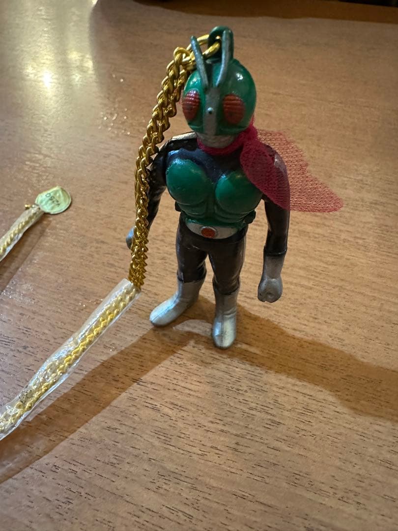 当時物　ポピー　仮面ライダーペンダント