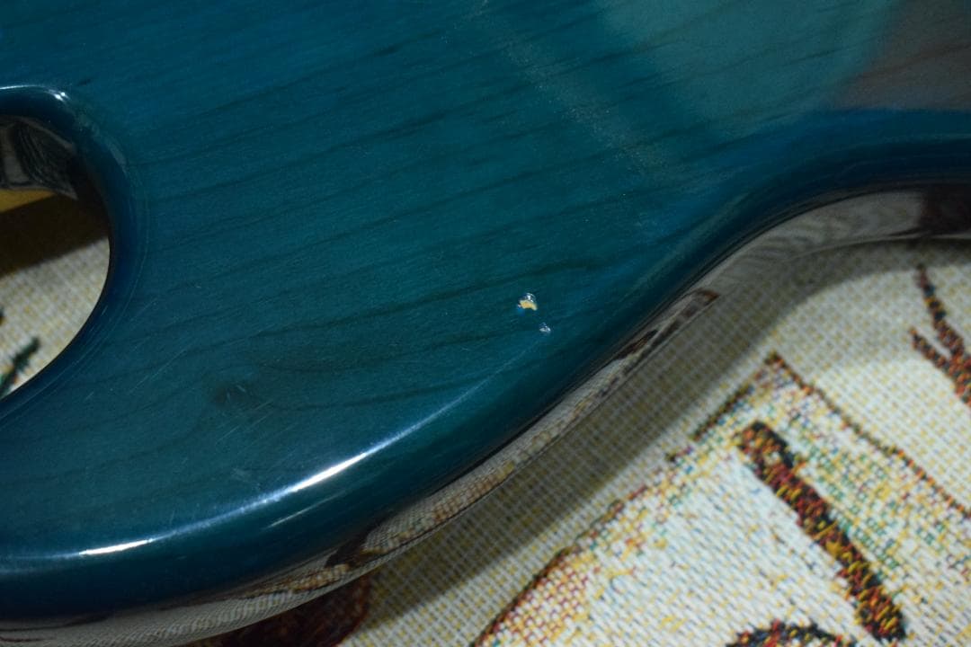 Blade Levinson Limited Jazz Bass 状態良好！