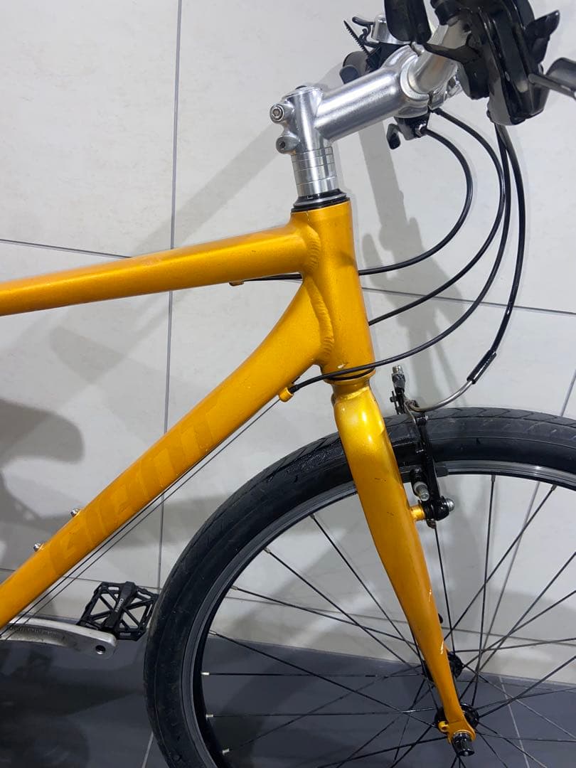 GIANT GRAVIERクロスバイク　ジャイアント　グラビエescape r3