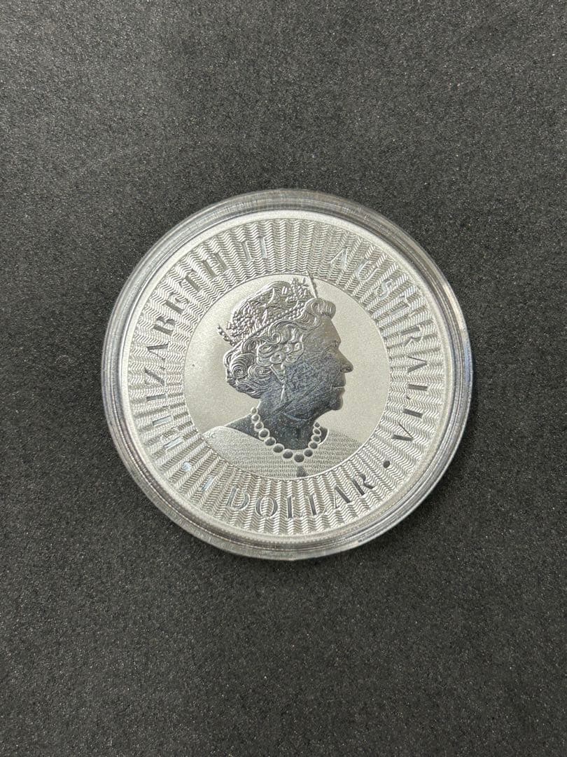 オーストラリア　カンガルー銀貨 2022 1オンス ケース付き　②