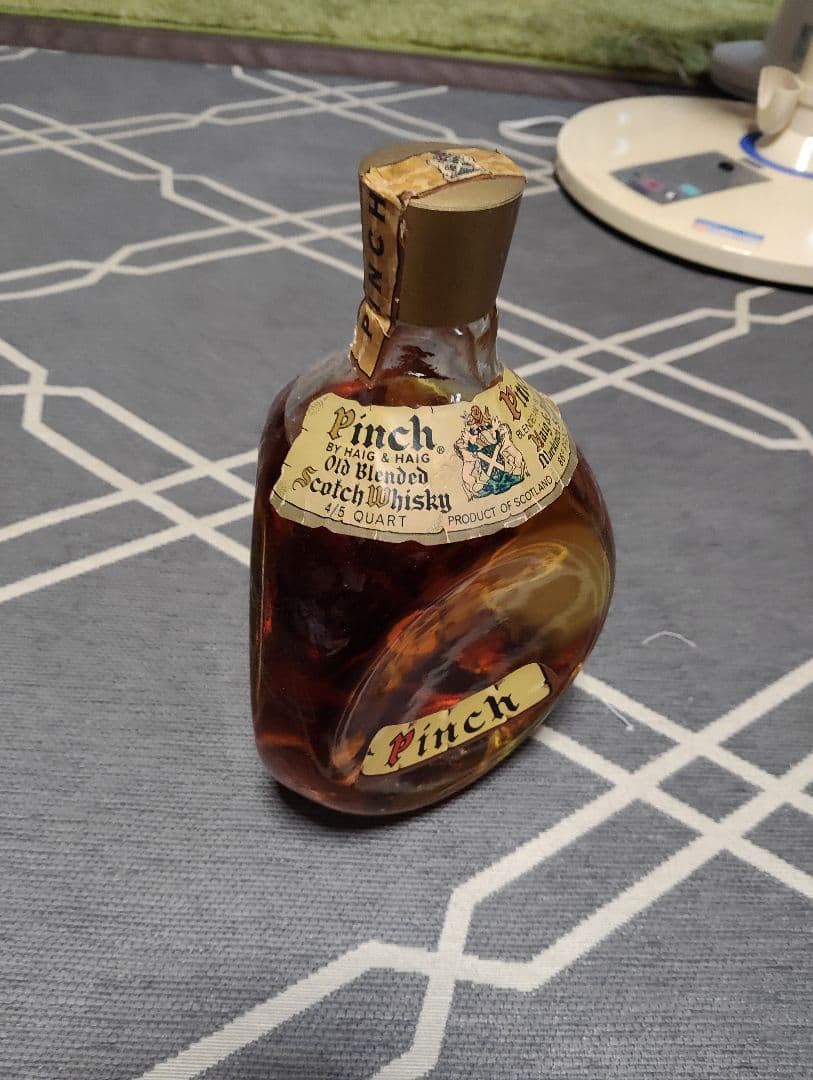 Pinch ブレンデッドウイスキー 750ml