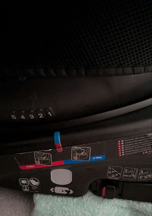 【w】KATOJI Joie アーク360 ISOFIX チャイルドシート