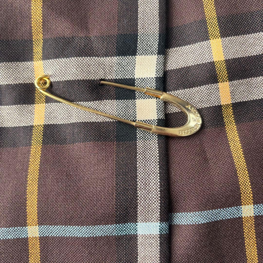 高級 バーバリーロンドン ノバチェック サイドベルト付き　ラップスカート