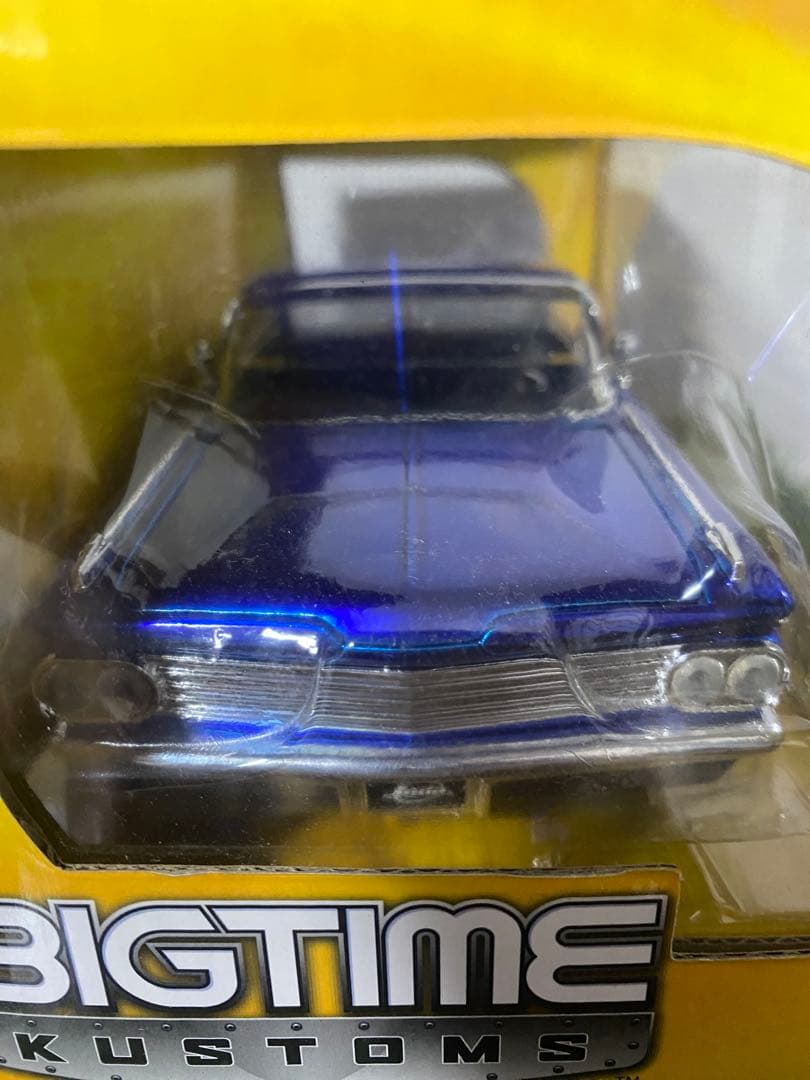 ミニカー Jada 1/24 CHEVY IMPALA 1959