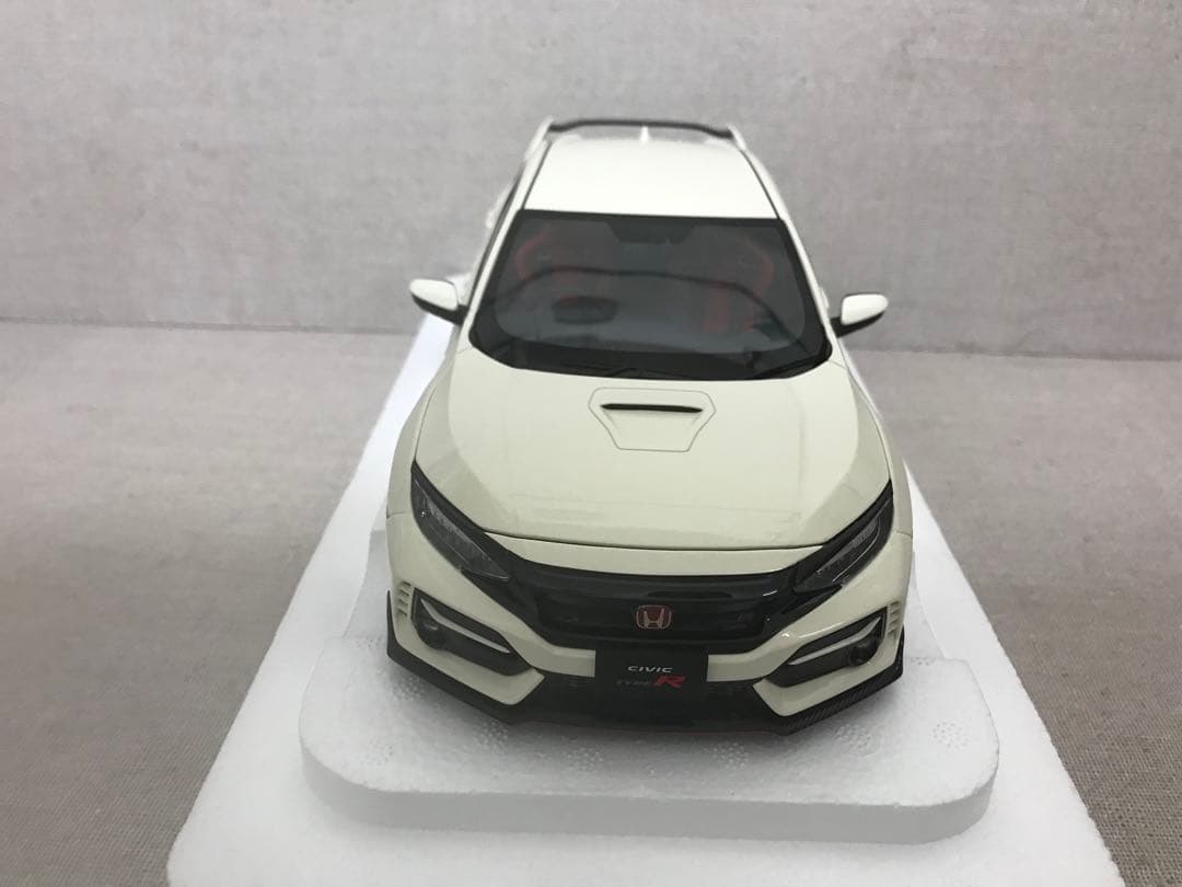 オートアート　1/18 シビックタイプR FK8