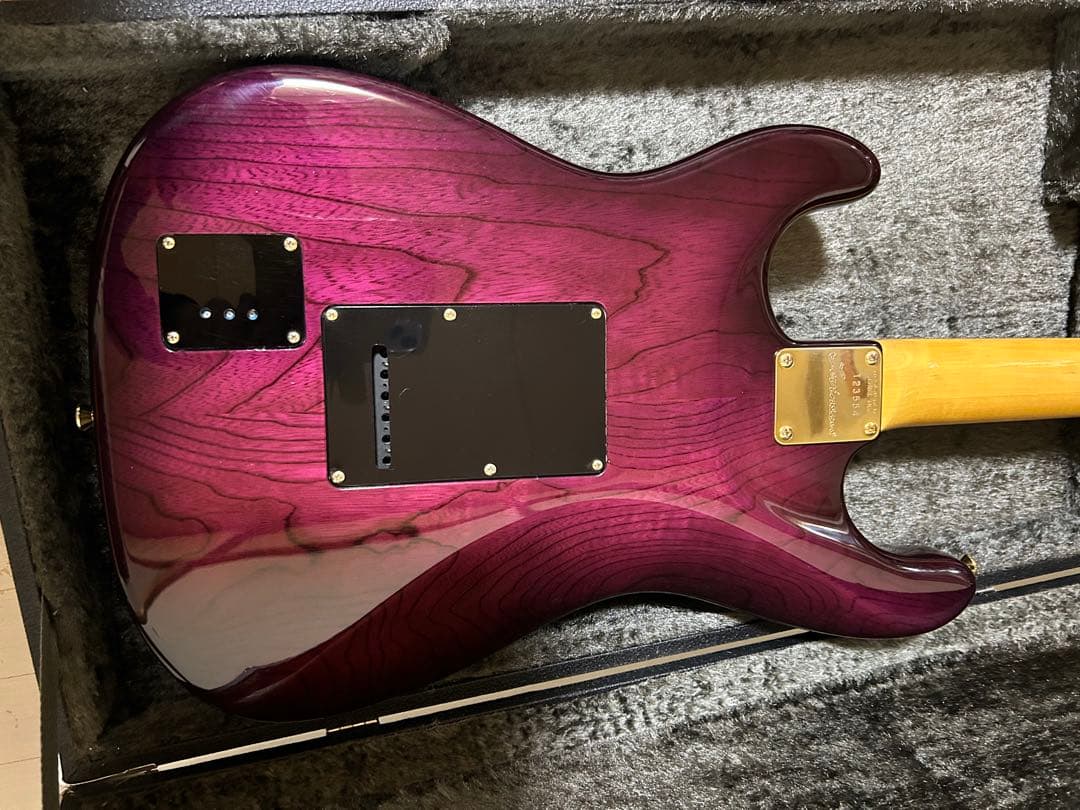 パープル エレキギター ハードケース付き