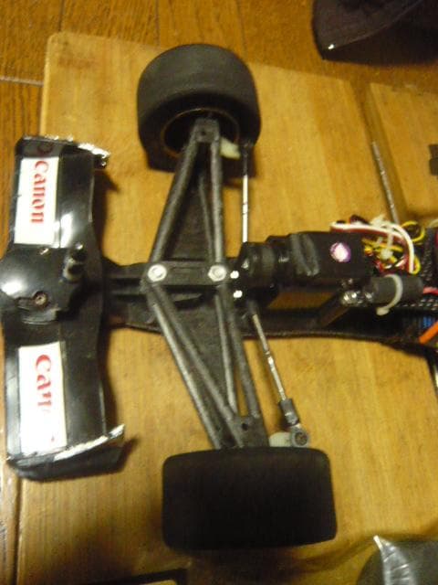 タミヤ　電動RC F104 シャーシ　中古　並品　＆　フロントタイヤ2組