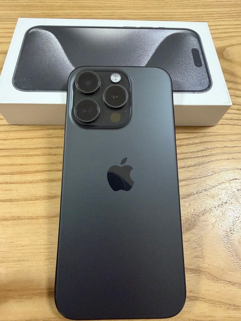 【あみ】Apple iPhone 15 Pro 128GB