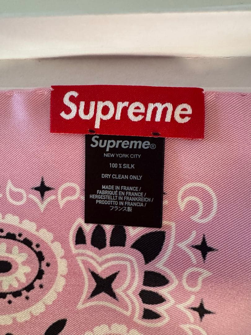 【美品】SupremeシュプリームSilk Bandana シルクバンダナピンク